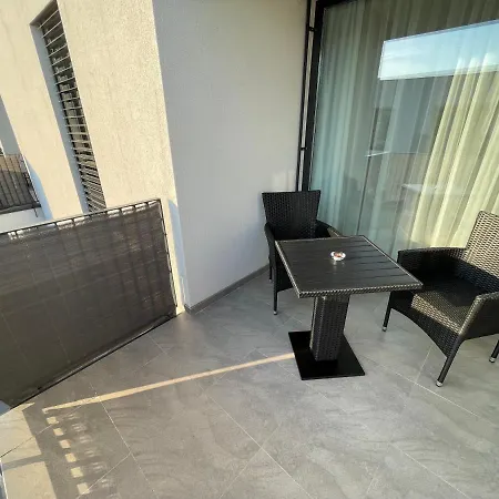 Greenbay With Free Parking Apartment Trencin