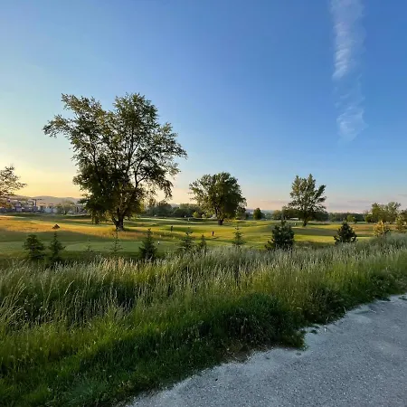 Greenbay With Free Parking Apartment *