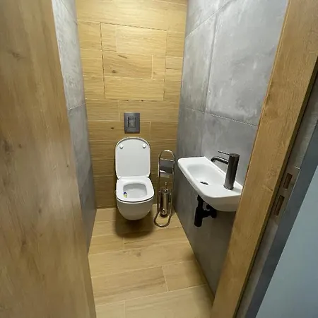 Greenbay With Free Parking Apartment Trencin